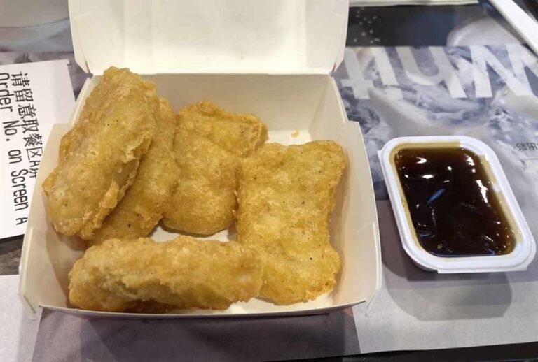 Chick-fil-A Catering Trays: Prices & Headcount Guide (2026)
